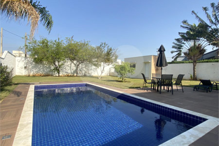Casa à venda com 3 suítes no condomínio Palmeiras Imperiais, Salto - SP