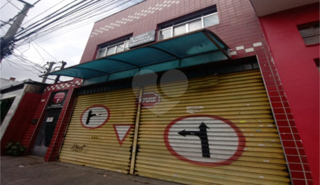 Prédio à venda com 2 quartos, sendo 1 suíte,  em Jardim Brasil (zona Norte), São Paulo, SP