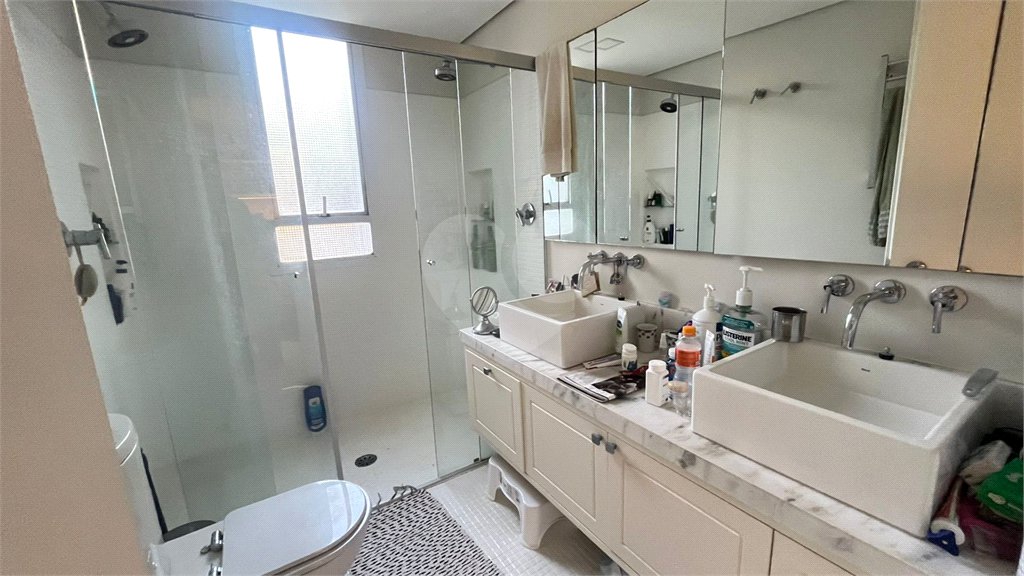 Apartamento à venda com 3 suítes em Vila Suzana, São Paulo, SP