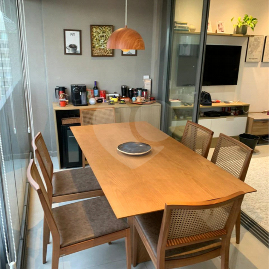 Apartamento à venda com 2 quartos, sendo 1 suíte, em Vila Mariana, São Paulo, SP