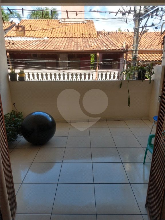 Sobrado à venda com 2 quartos em Tremembé, São Paulo, SP