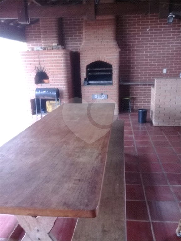 Chácara à venda com 4 quartos, sendo 3 suítes, em Campos de Atibaia, Atibaia, SP