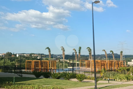 Terreno à venda no condomínio Ville Sainte Anne, Campinas - SP