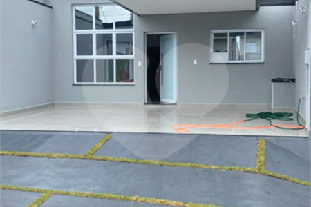 Casa Térrea à venda com 3 quartos, sendo 1 suíte,  em Jardim Sevilha, Indaiatuba, SP