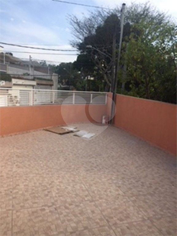 Sobrado à venda com 6 quartos, sendo 4 suítes,  em Jardim Ester, São Paulo, SP