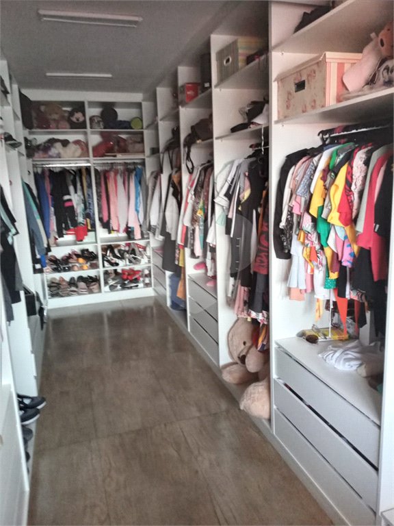 Sobrado à venda com 3 quartos, sendo 1 suíte, em Jardim Santa Beatriz, Guarulhos, SP