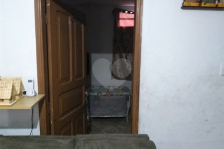 Terreno à venda com 2 quartos em Parque Ramos Freitas, São Paulo, SP