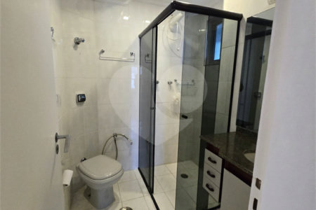 Apartamento à venda com 3 quartos, sendo 1 suíte,  em Indianópolis, São Paulo, SP