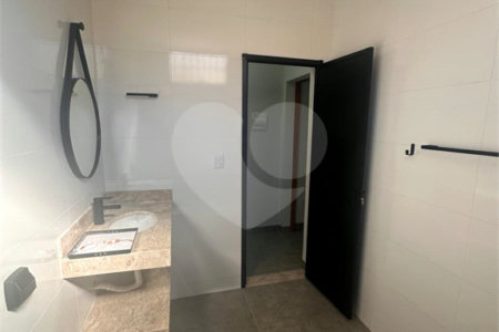 Casa à venda com 4 quartos em Vila Cidade Industrial (vila Xavier), Araraquara, SP