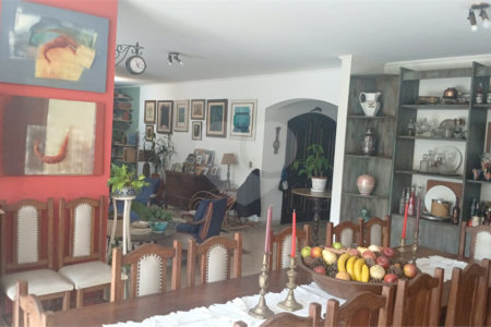 Sobrado à venda com 4 quartos, sendo 2 suítes, em Interlagos, São Paulo, SP