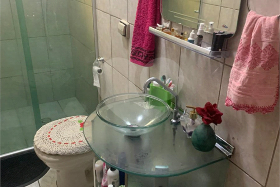 Sobrado à venda com 3 quartos, sendo 1 suíte, em Parque Naçoes Unidas, São Paulo, SP