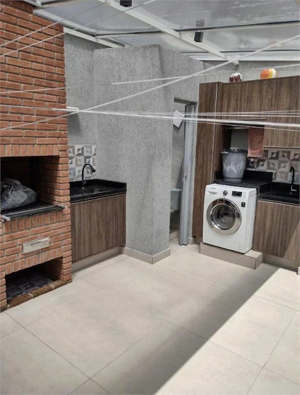 Casa à venda com 2 quartos, sendo 1 suíte,  em Vila Anastácio, São Paulo, SP