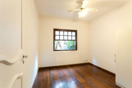 Casa Térrea à venda com 3 quartos, sendo 2 suítes, em Jardim Marajoara, São Paulo, SP