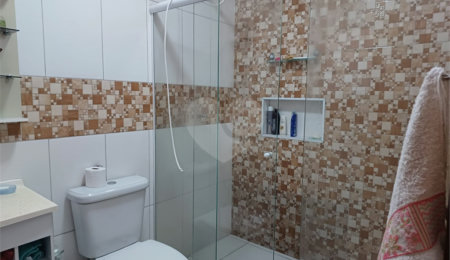 Sobrado à venda com 4 quartos, sendo 1 suíte,  em Tremembé, São Paulo, SP