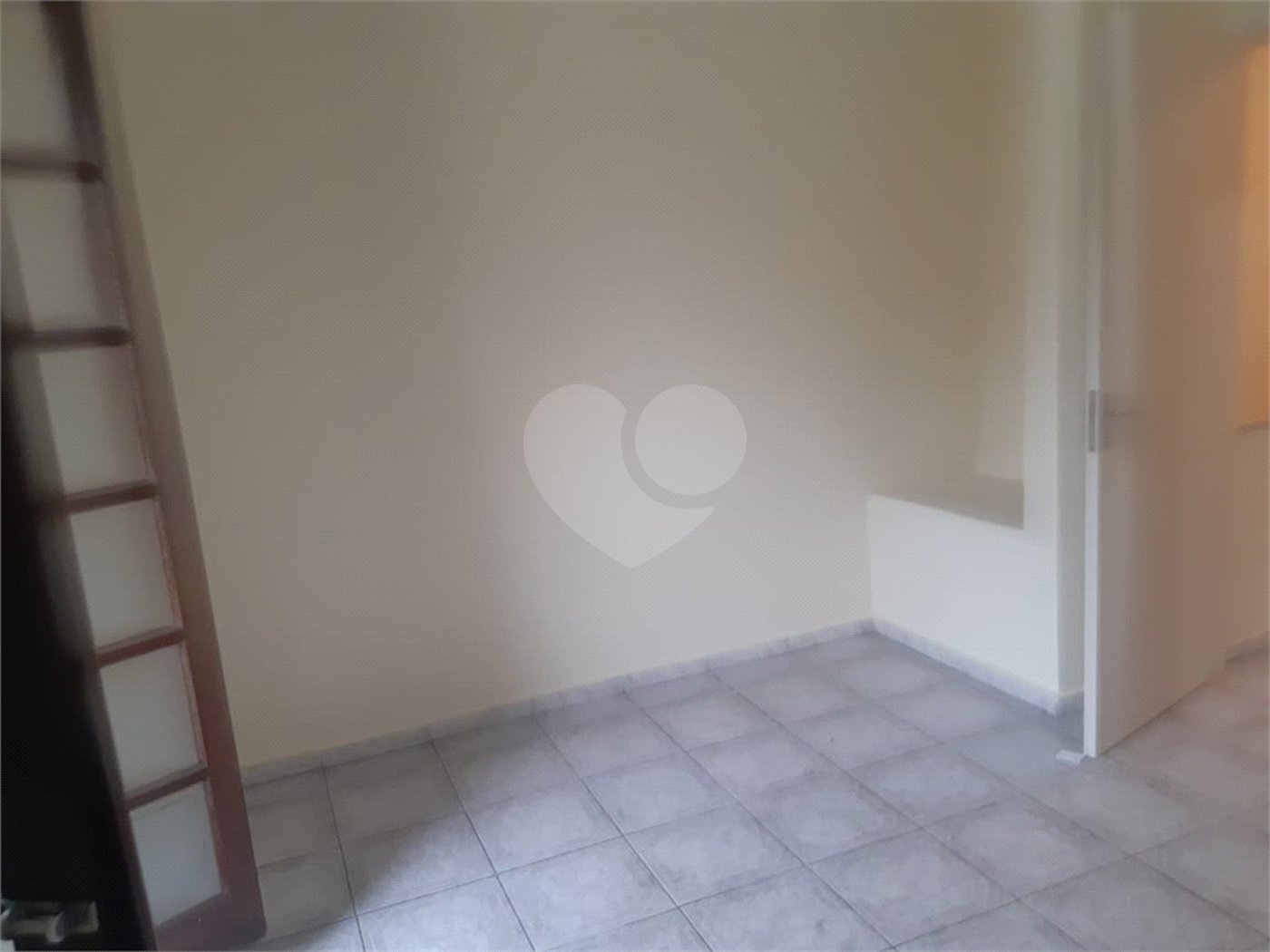 Casa à venda com 2 quartos em Vila Galvão, Guarulhos, SP