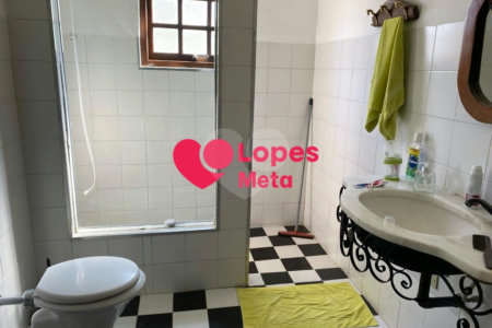 Sítio à venda com 6 quartos, sendo 1 suíte, em Chácara Ipês, Caçapava, SP