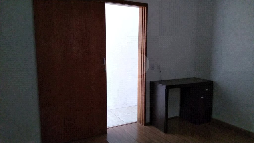 Casa à venda com 3 quartos, sendo 1 suíte, em Vila Mariana, São Paulo, SP