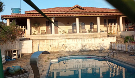 Casa à venda com 3 quartos, sendo 1 suíte,  em Chácaras Guanabara, Guararema, SP
