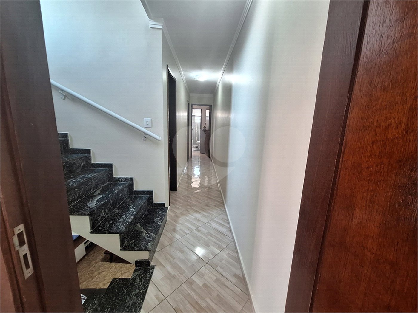 Sobrado à venda com 4 quartos, sendo 1 suíte,  em Vila São Geraldo, São Paulo, SP