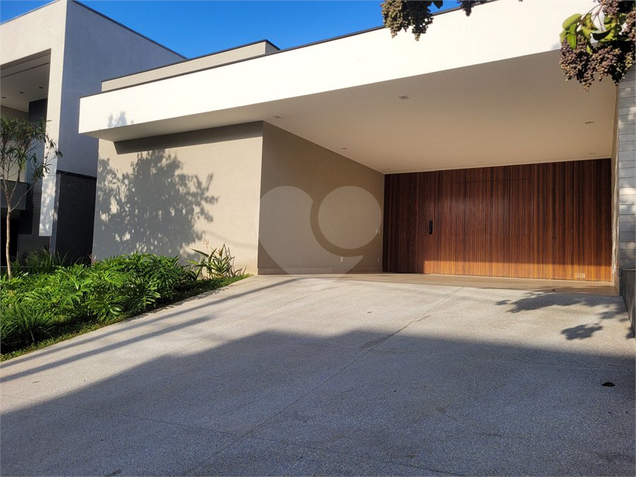 Casa à venda com 3 suítes no condomínio Sunset, Sorocaba - SP
