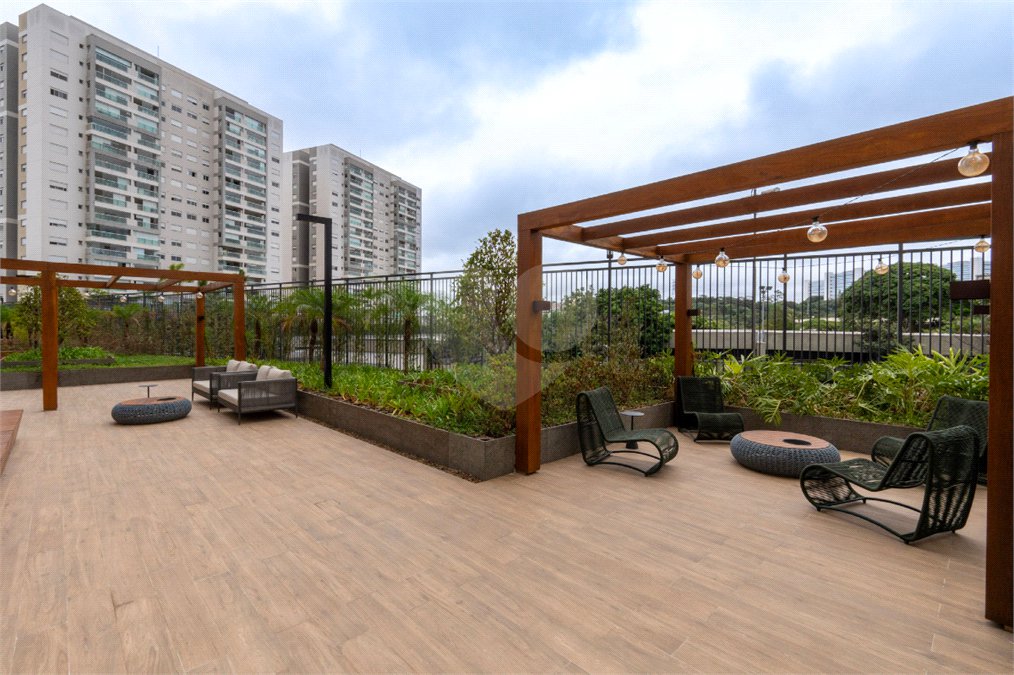 Apartamento à venda com 2 suítes em Santo Amaro, São Paulo, SP