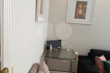 Apartamento à venda com 3 quartos, sendo 2 suítes, em Vila Mariana, São Paulo, SP