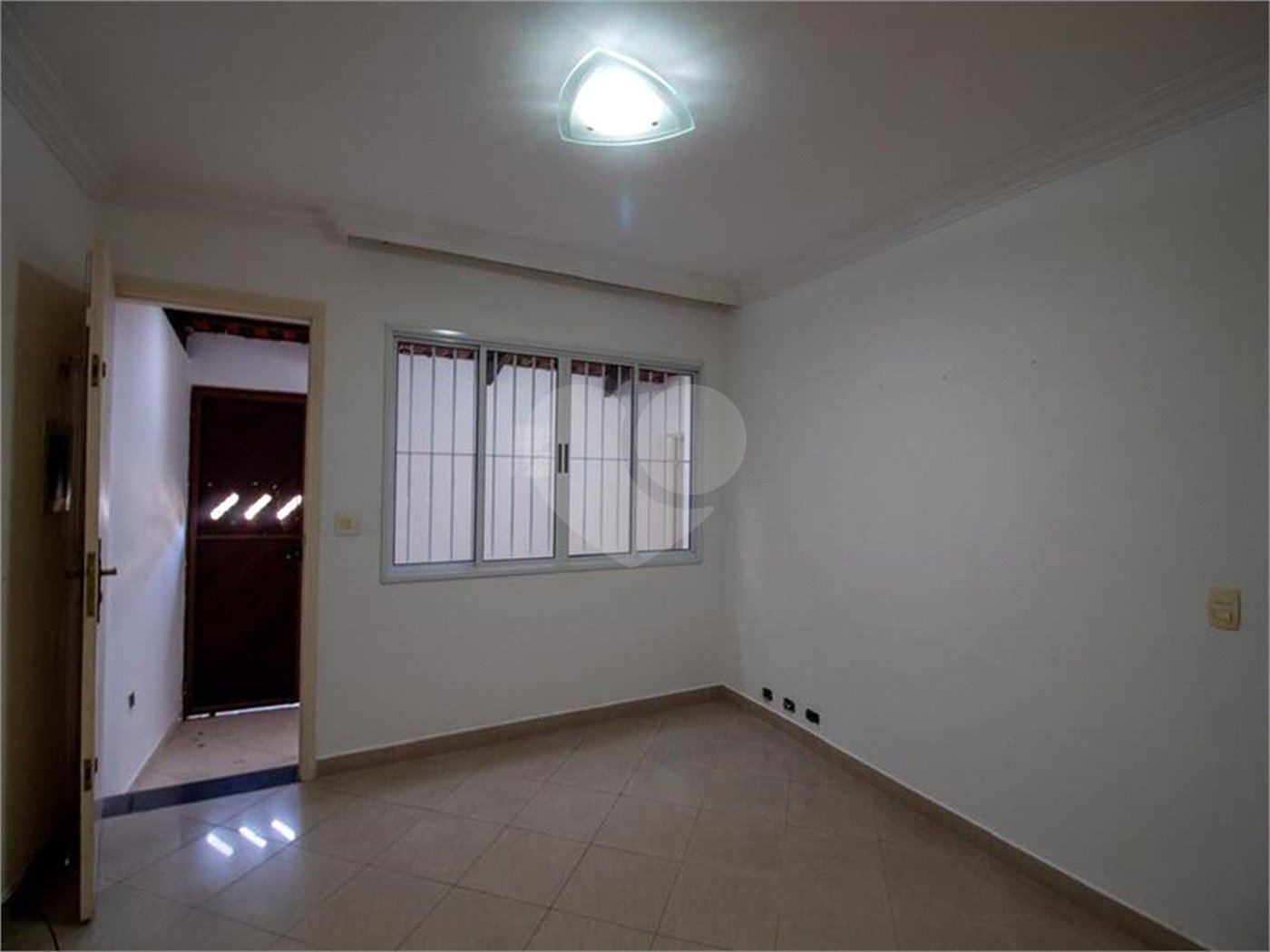 Casa à venda com 3 quartos, sendo 1 suíte, em Jardim Ester, São Paulo, SP