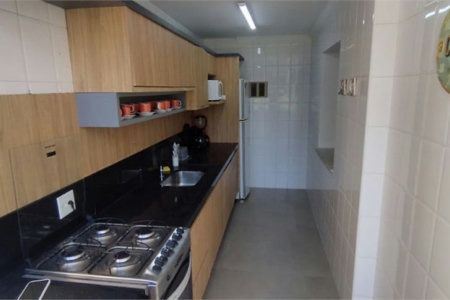 Apartamento Residencial à venda, Pitangueiras, Guarujá - AP0444.