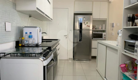 Apartamento à venda com 3 quartos em Moema, São Paulo, SP