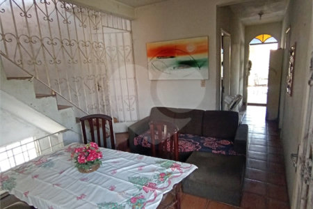 Casa à venda com 4 quartos em Campo Grande, Rio de Janeiro, RJ