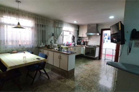 Casa à venda com 4 suítes em Vila Cordeiro, São Paulo, SP