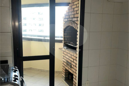 Apartamento para alugar com 3 suítes em Vila Assunção, Santo André, SP