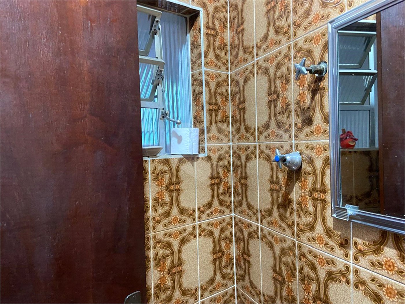 Casa à venda com 5 quartos, sendo 1 suíte, em Horto, São Paulo, SP