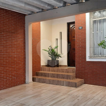 Casa à venda com 3 quartos, sendo 2 suítes, em Santo Amaro, São Paulo, SP
