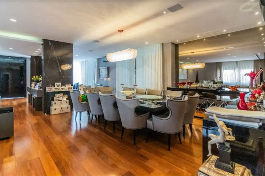 Casa à venda com 4 suítes em Horto, São Paulo, SP