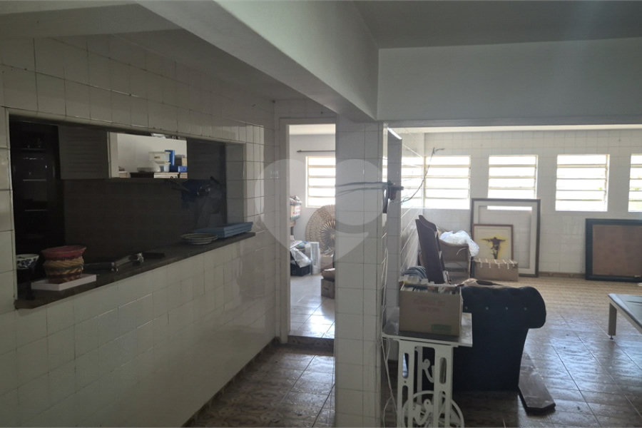 Casa à venda com 4 quartos, sendo 3 suítes, no condomínio Chácara das Rosas, São Paulo - SP