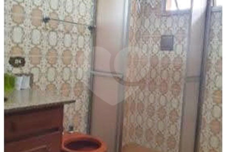 Sobrado à venda com 4 quartos, sendo 3 suítes,  em Jardim Petrópolis, São Paulo, SP