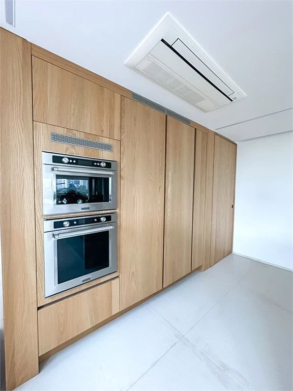 Apartamento à venda com 4 suítes em Vila Cordeiro, São Paulo, SP