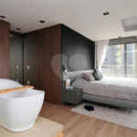 Apartamento à venda ou para alugar com 3 quartos, sendo 1 suíte, em Jardim das Acácias, São Paulo, SP