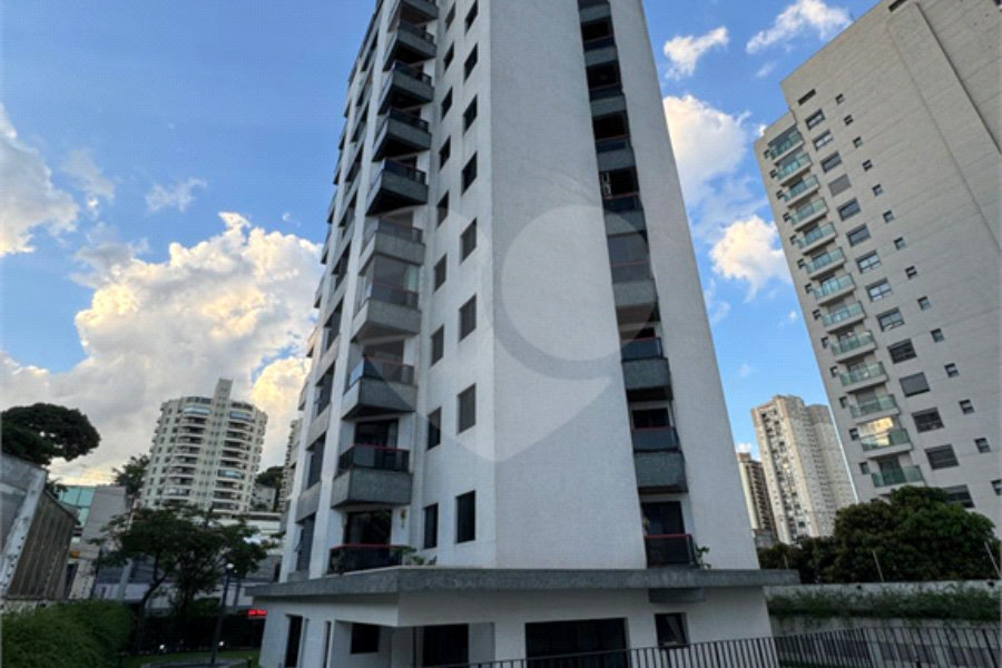 Apartamento à venda com 3 quartos, sendo 1 suíte, em Santana, São Paulo, SP