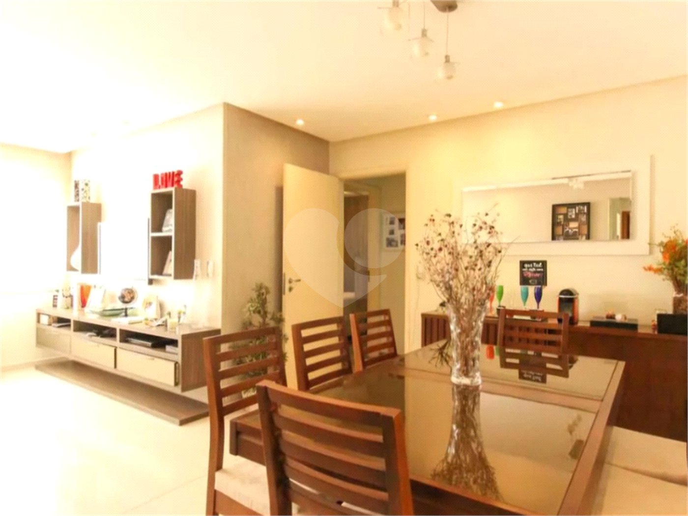 Apartamento à venda com 3 quartos, sendo 1 suíte,  em Santana, São Paulo, SP