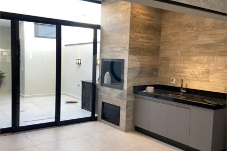 Casa à venda com 3 suítes no condomínio Vila Ytu, Indaiatuba - SP