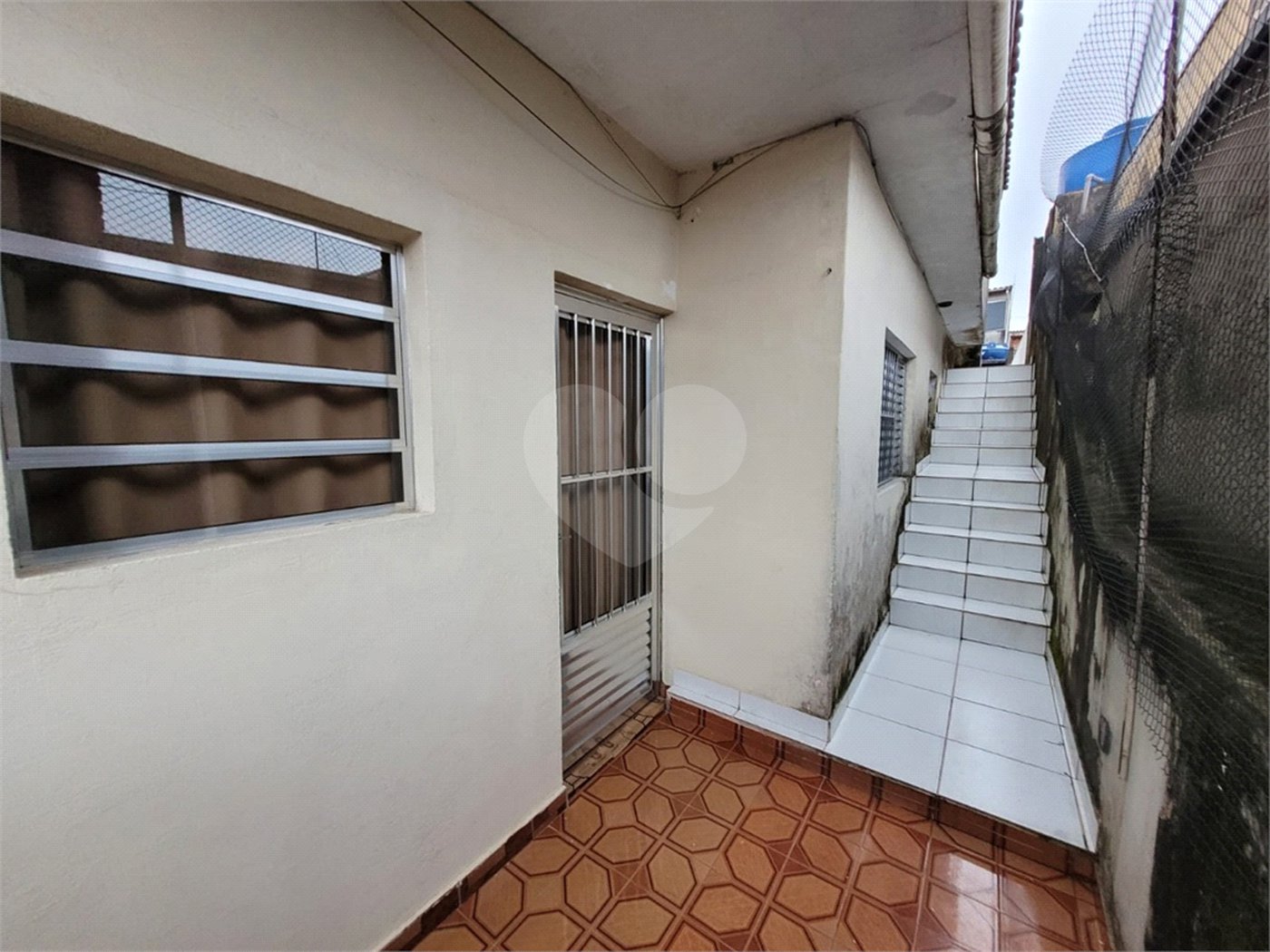 Sobrado à venda com 4 quartos em Vila Jurema, Ferraz de Vasconcelos, SP