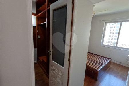 Apartamento à venda com 4 quartos, sendo 1 suíte, em Tijuca, Rio de Janeiro, RJ