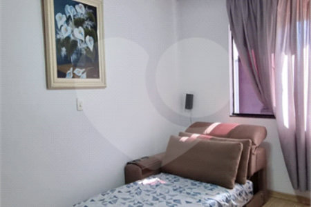 Sobrado à venda com 3 quartos, sendo 1 suíte, em Santa Teresinha, São Paulo, SP