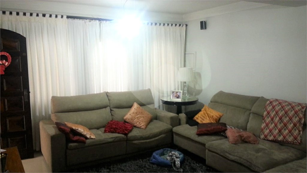 Sobrado à venda com 3 quartos, sendo 1 suíte, em Campo Grande, São Paulo, SP