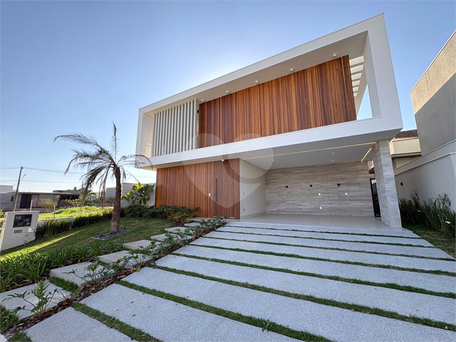 Casa à venda com 4 suítes no condomínio Villa Borghese, Indaiatuba - SP