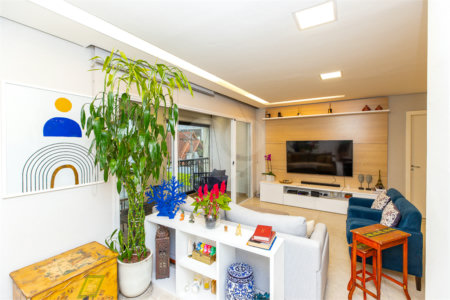 Apartamento à venda com 4 quartos, sendo 1 suíte, em Jardim Monte Kemel, São Paulo, SP