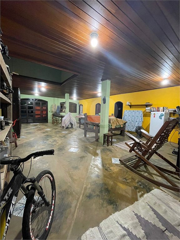 Sobrado à venda com 4 quartos, sendo 1 suíte,  em Vila Suissa, Mogi das Cruzes, SP
