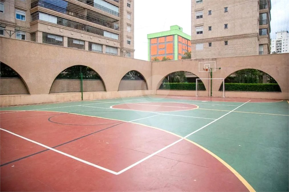 Apartamento à venda com 3 quartos, sendo 2 suítes, em Brooklin Paulista, São Paulo, SP